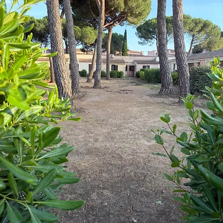 Σπίτι διακοπών Cap D'agde, Les Cigalines, Maison 3 Chambres, Piscine, Clim, Pinede